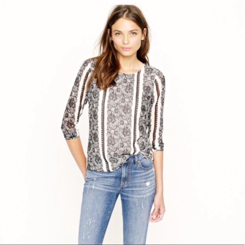Lace pattern b/w blouse from J. Crew in size XS